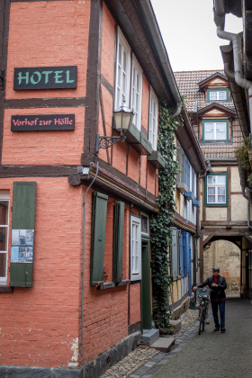 Quedlinburg Gasse zum Hotel